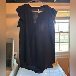 Zenana Outfitters Black Ruffle Sleeve Blouse